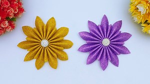 How to make Christmas snowflakes - Handmade Christmas tree ornaments - Upcoming Christmas decoration ideas #ChristmasCrafts #XmasSnowflakes #ChristmasDecor | DIY And Paper Crafts