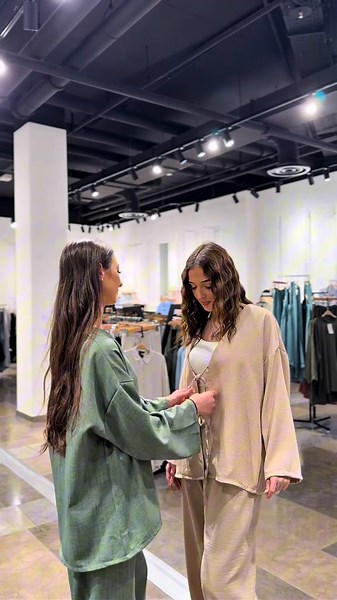 Zweiteiler mit süßen Schleifen für den Alltag