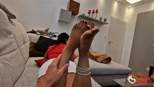 Just sold a #clip - Jasmine Jenson's POV Footjob Debut on Casting Couch - 22-Year-Old Next Door Busty Filipina Girl Satisfies Carlo using Her Lustful Long MMA-Proved Toes for the First Time https://t.co/M2KuzyZNNS
