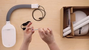 Verilux SmartLight Full Spectrum LED Modern Floor Lamp with Adjustable Brightness, Flexible Gooseneck and Easy Controls - Reduces Eye Strain and Fatigue - Ideal for Reading, Artists, Craft (White)