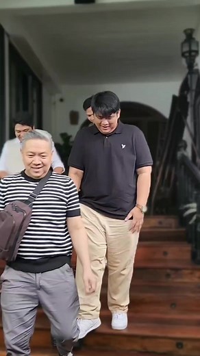 Pro Batch 13 and 14 students went to Antonio's Tagaytay in preparation for their degustation finals next month. The students immersed themselves in a fine dining, chef-curated menu, and white tablecloth experience to have an appreciation of the highest level of service both in front and the back of the house. Biggest compliments to Chef Antonio of @antoniostagaytay for giving time to the students and even giving a sample of appetizers. Cheers!🍷🍽 | Atlas Culinary Institute