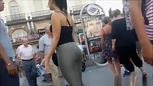 Nice big ass in tight pants
