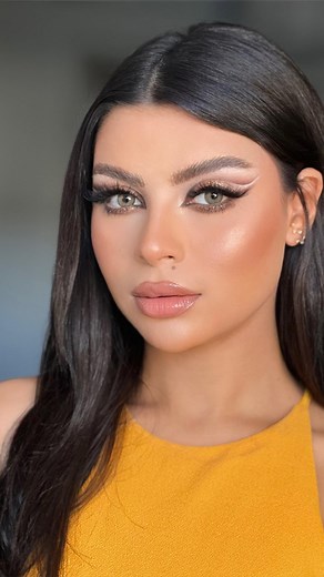 And suddenly Begin the slideshow 🧡 للحجز والاستفسار/ 01006250172 جاري استكمال حجوزات شهر ١٢ و ١ و ٢ و ٣ #makeupideas #bridemakeup #makeupwedding #bridesmaids #dior #mac #ysl #lipgloss | Marwa Ghazy Makeup artist