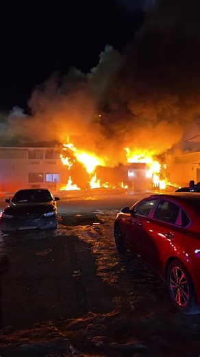 BREAKING NOW: This is the scene in Superior, WI at the Superior Sage Hotel where a massive structure fire has engulfed the hotel. Rescue is on scene. | Northern News Now