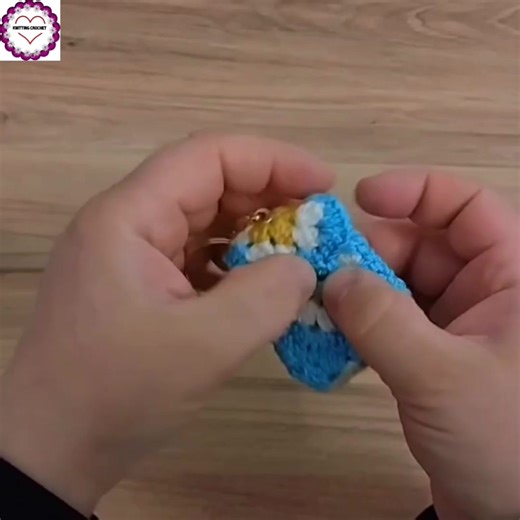 1.1K views · 30 reactions | How to Crochet a Mini Bag - Easy and Stylish DIY Pattern #crochet #diykeychain #diy #handmade #crochethandbag #crochetkeychain #craft #cute #crafts Bölüm 8 | Knitting And Crochet | Facebook