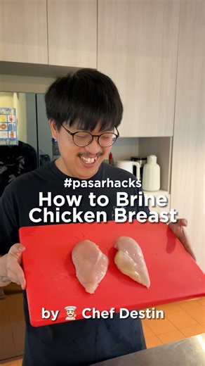 Here’s how to brine your chicken breasts for juicy, tender results! 🍗✨ Ever wondered why your chicken breast turns out dry, bland, or a little too tough even though you followed the cooking steps? Try this 👉🏼 simple 3% salt brine hack to level up your home-cooked chicken breast (especially if you’re using the air fryer!) 💧 Weigh out 500g of ice-cold water 10g of salt (that’s 3% salt by weight!) 🧊 Submerge your chicken breasts fully in the brine for 30 mins to 1 hour, depending on size, and