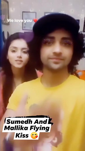 144K views · 10K reactions | Sumedh and Mallika Flying Kiss To Fans  #Reel #sumedh #mallika | Beat King | Facebook