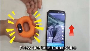 Smart Donut Fidget Toys Adults - Bluetooth Connected Silicone Grip Strength Trainer with App Games & Video Remote Control, Portable Hand Therapy Exercise for Relief and Fitness (40 LB)