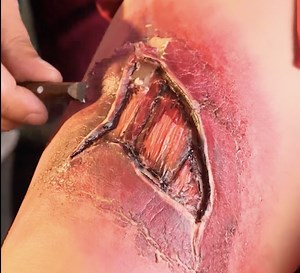 187K views · 135 reactions | Spooky makeup effects made easy | 5-Minute Crafts Like | Facebook