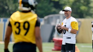 Aaron Rodgers wife: Who did the Steelers QB get married to?