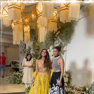 Bold Beuatiful And Stylish Bhumi Pednekar Attended Manish Malhotra Diwali Bash . . . #BhumiPednekar #sonamkapoor | ਲੋਕ ਰੰਗ-Lok Rang