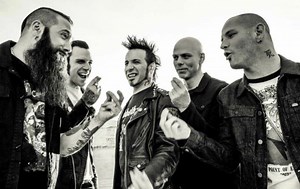 STONE SOUR: Guitarist CHRISTIAN MARTUCCI Is 'Permanent Replacement' For JIM ROOT