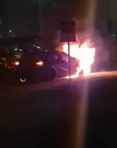 Car on fire tiree Place Kirkcaldy | Fife jammer locations