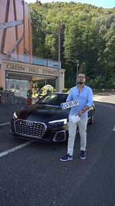 Audi S5 Cabrio 2021 Motorizare 3.0 TFSI Quattro cu diferențial sport 354 CP Faruri Laser Matrix HD semnalizare dinamica,Stopuri Led Matrix HD cu semnalizare dinamica Audi Active Sound cu clapete pe evacuare Ceasuri de bord complet digitale - Audi Virtual Cockpit Plus Sonorizare Bang & Olufsen Premium Apel de urgență și servicii Audi connect Audi Bluetooth Connection Android car Play si Apple Car Play Recepție radio digitală DAB MMI navigation plus cu Display Touch Screen Interfață USB C sub coti