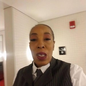 Girls be careful with that hair growth pills n gummy bears ‍♀️‍♀️‍♀️‍♀️勞 | Miss Knockout | Facebook