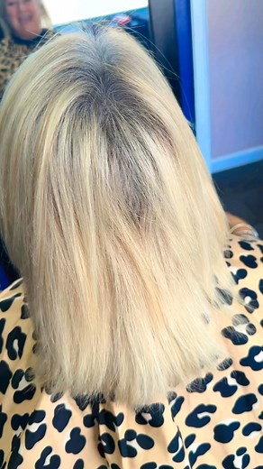 ✨Fresh look alert!✨We went in with Redken colour gel oils on the Roots 10NN 10NA and 30 vol developer to get that flawless, dimensional blonde. Then added a bold pop using Danger Jones Pink for a fun splash of color that really makes the waves come alive! 💕💁🏼‍♀️Blonde with a twist never looked so good!#Redken @RedkenUKI #DangerJones @Danger Jones #BlondeWithPink #HairGoals #SalonGlowUp #HairTransformation #BlondeAndBold #PopsOfColor #HairInspo | Chic Hair & Beauty