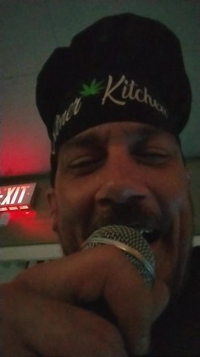 There you go "Beans" Go lie down and lick your nuts😆😆😆🍻🍻🍻🍻 | Tommy Grace