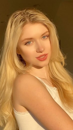 Charlotte Elise on Instagram: "much love"