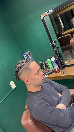 バレルツイスト・コーンロウの編み方｜イェラソーマ風ヘアアレンジ