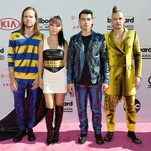 Shirtless Selfies & Whirlwind Success: Joe Jonas and DNCE Tell All During A Game of "Who Is..."