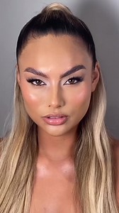 That transformation though 😍 go from natural to glam in seconds with our half lashes in the style 'Golden Hour' 📸 @sophie.brown.makeup | The Eyelash Emporium