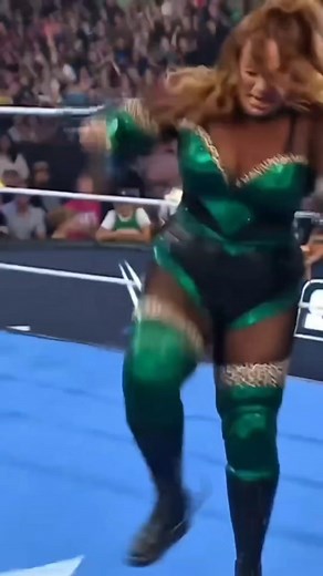 'The CEO' Mercedes Moné is the first woman ever to wrestle in: 🇯🇵 Tokyo Dome 🇺🇸 Madison Square Garden 🇬🇧 Wembley Stadium 🇲🇽 Arena México Six-Belts Moné shares how it feels to have made history! 🏆 | Ashish Sharma 0.1