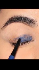 126K views · 1.9K reactions | The same eyeshadow can look different with different color bases? #makeup #eyeshadow #eyeshadowtutorial | Smitha Deepak | Facebook