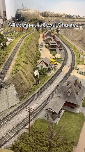Happy Sunday! #wilmingtonrailroadmuseum #trainmuseum #thingstodowilmington #thingstodowithkids #familytime #summertime #modeltrains #modeltrainstagram #hoscaletrains #atlanticcoastlinerailroad | Wilmington Railroad Museum