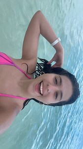 26K views · 1.3K reactions | Te gusta más la playa o la piscina?  | Leyla Star | Facebook