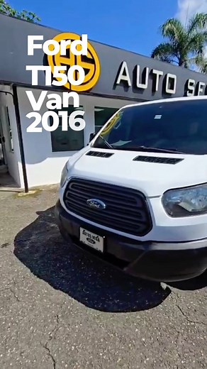 ✨ Ford Transit T-150 Van 2016 Diseñada para profesionales, emprendedores y empresas que necesitan capacidad y confiabilidad. ✅ Motor 3.7L V6 | 275 hp | Transmisión automática de 6 velocidades ✅ Puertas traseras de apertura amplia puerta lateral corrediza ✅ Sistema AdvanceTrac con control de estabilidad y tracción ✅ Interior funcional, adaptable para carga, pasajeros o equipo especializado ✅ Ideal para transporte, logística, servicios técnicos o remodelación 💰 Precio: $17,995 📍 Carr. #2 Km 138.