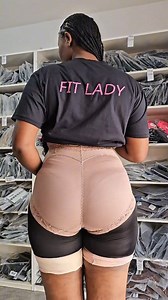 1.3M views · 9.4K reactions | la Gaine Kitty restockée et disponible en toutes les tailles  Noir et cette Couleur ✅️ #viralreelschallenge #gaine #restock | FitLady | Facebook