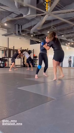 Lolo Flow 😎 Wrestling @tanktrainedwrestling Fit de @hyperfly @hyperflywomen #hyperfly #hyperflywomen #ycth #youcantteachheart | Lolo MMA