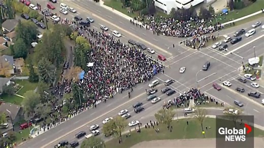 Protests and counter-protests in Edmonton over LGBTQ2 education in schools