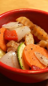 ✨ ¡Nuevos sabores llegaron al buffet de Oriental Wok! ✨ Más opciones, más antojo y el delicioso buffet que tanto disfrutas. Ven con hambre… aquí la decisión más difícil será qué probar primero 🤭🍣🥢 📍 Reforma #5601 int #50, Paseo Reforma 📍 Reforma #3102 int #1 📍 Carretera a Anáhuac 6701, local A-3 | Oriental Wok Nuevo Laredo