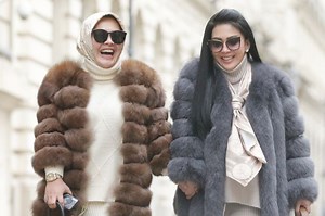 Chat dan DM Penyebar Video Syur Mirip Syahrini Terkuak, Aisyahrani Mengaku Kenal Beberapa Nama - Banjarmasinpost.co.id