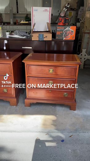 15K views · 398 reactions | Updating all the end tables. Score of these for free and sold them for $350 in less than 24 hours. on marketplace!! #BeforeAndAfter #UpCycledfurniture #FurnitureFlippersOfTikTok #dressermakeover #upcycle #DIY #DresserRenovation #TrashToTreasure #Dresser #howtorefinishfurniture #howtoflipfurniture #dressermakeover #womanwithpowertools #HowToRestoreFurniture#RestOleum #SerenityBlue #GreatJobAnna | Better Together Restorations | Facebook