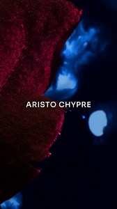 MOLECULAR AURA​ ​A patent-pending technology which controls the evaporation of precious olfactory molecules and extends Infiniment Coty Paris' ARISTO CHYPRE scent up to 30 hours. #infinimentcotyparis #aristochypre #iamday #chypreperfume | Coty