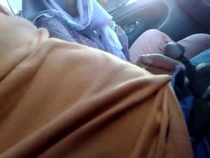 malay-tudung specky isap konek