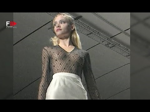 Vintage in Pills CHRISTIAN DIOR Spring 1996 - Fashion Channel