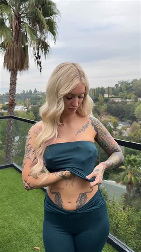 Essie Ann Bone on Instagram: "Don’t believe everything you see 👀 #comedy #funnyreels"