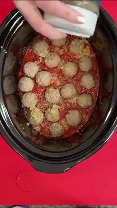 Slow Cooker Spaghetti & Meatballs 🍝 #yum #pasta #yummy #recipe | Kyle & Mistie Knight