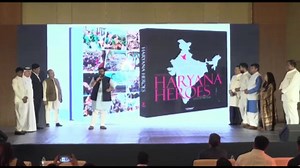 आज दुबई में आयोजित "भारत उत्सव" कार्यक्रम में "इंटरनेशनल हरियाणा हीरोज़" (आइकन्स ऑफ द स्टेट) का लोकार्पण किया। | Kartikeya Sharma