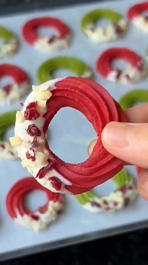 165K views · 1.6K reactions | Christmas Cookies 殺 green cookies...