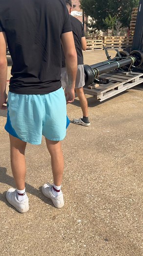 Carter 10,000 lb dual tandem trailer axle kit .Pick up or have shipped .Www.trailerpartsunlimited.com 844-898-8687 631 TX 75 N Huntsville Tx 77320.#traileraxles #trailerparts #trailerpartsunlimited #carteraxles #cartertrailerparts #wholesale | Trailer Parts Unlimited