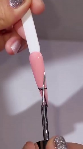 12K views | Which one do you perfect⁉️Silver chrome gel liner or silver chrome painting gel睊✨ Our silver chrome gel has a variety of bottled options to meet your all nail design needs. ️ LINK in bio to SHOP ➡️ @nails_by_steps #silvergel #silverchrome #silverchromenails #nailhacks #nailtutorials #easynailart #nailtech | Nail art step by step | Facebook