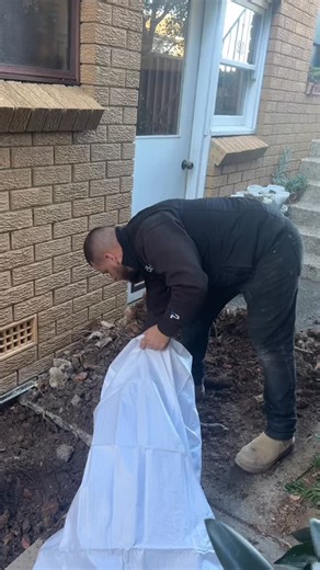 Terracotta sewer pipe had broken under the concrete slab. We stayed back late and had it all running before sunrise. For Sydney Plumbers that care/ Speak to PLUS Plumbing➕🚙 #SewerRepair #BlockedDrainExperts #PVCUpgrade #CommercialPlumbing #SydneyPlumber #PlumbingSydney #UndergroundDrainage #PlusPlumbing #SewerWorks #TerracottaToPVC | Plus Plumbing