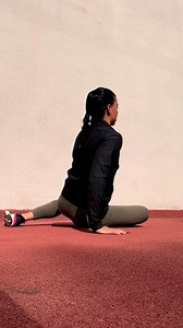 #Stretching by Lithuanian #athlete Dovile Kilty | Sport Babes