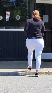 Lexipoo – Lexis Public Mess VOYEUR Style