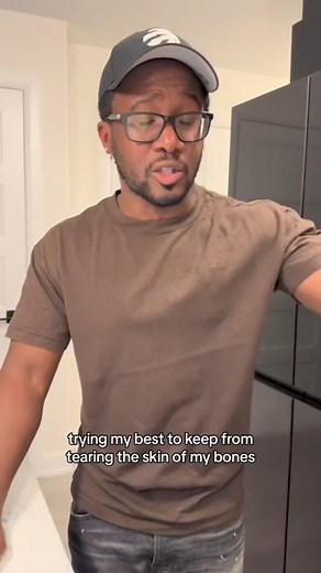 #stitch with Konah Raynes You learn to sing like that and I’ll be a better girlfriend. OK KYLE? | Shameless Elle