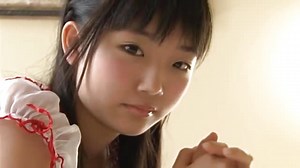 Join sexy Hiyori Izumi for a hot show in the bedroom